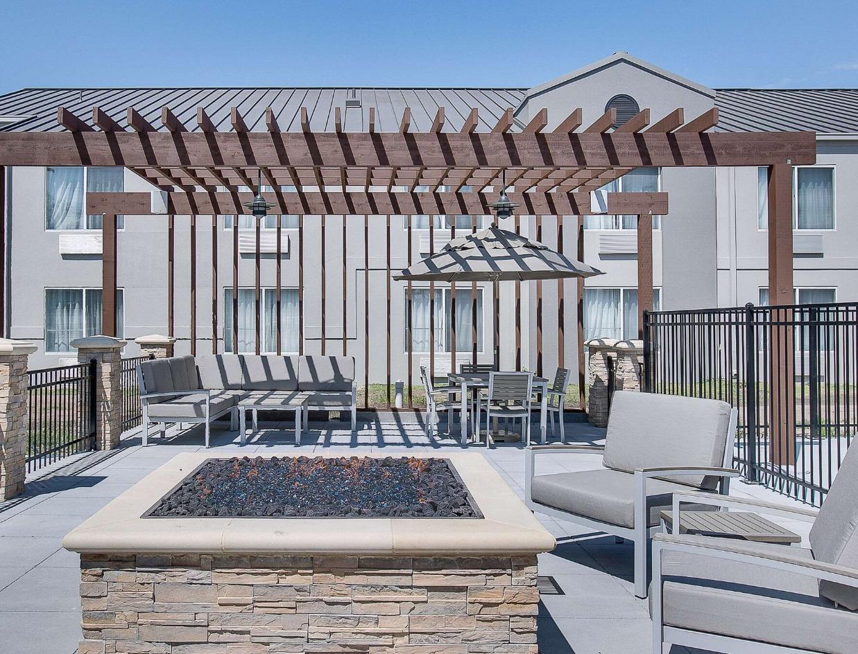 Country Inn & Suites By Radisson, Wichita East, Ks Luaran gambar